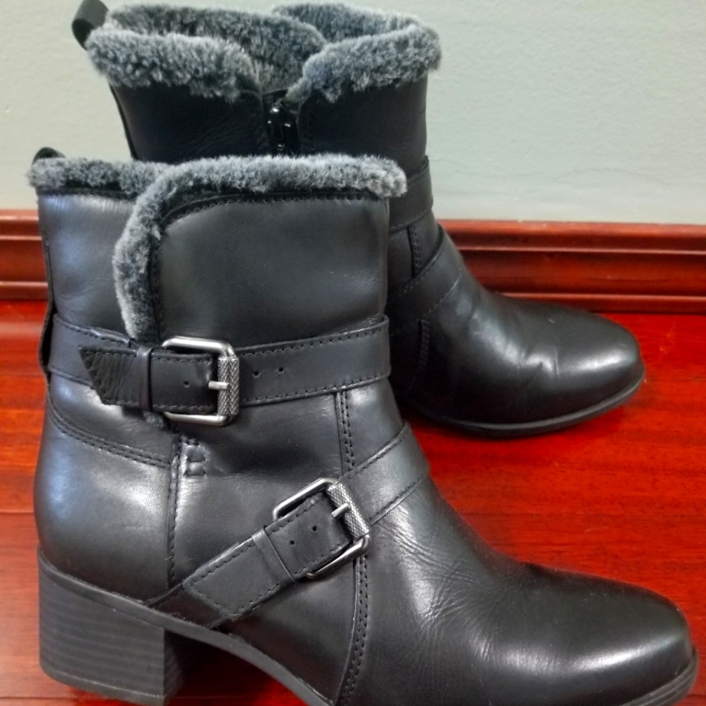 Naturalizer bootie